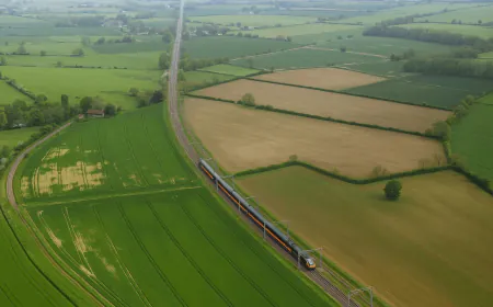 Électrification ferroviaire : Le tronçon Kettering-Wigston prêt pour les trains électriques au Royaume-Uni