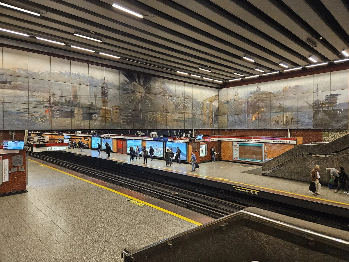 Métro de Santiago : Martinus posera les voies et la caténaire de la ligne 9