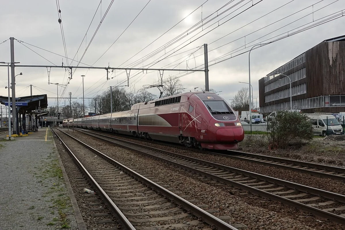 Paris–Bruxelles en train : Eurostar, OUIGO, prix et durée (2026)
