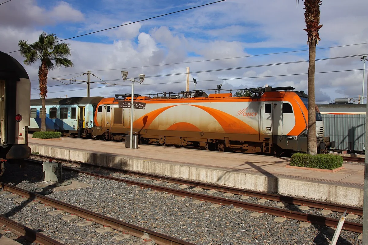 Casablanca–Marrakech en train : prix, horaires et future LGV (2026)