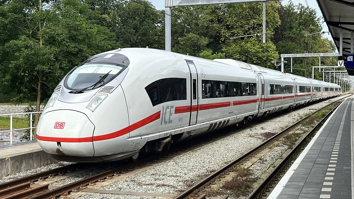 Deutsche Bahn 2027 : Sprinter Hambourg–Munich et 12 Stuttgart–Paris