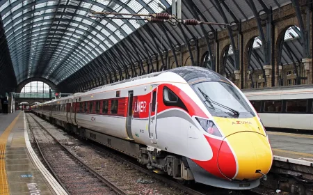 Train Londres–Édimbourg : LNER, Lumo, prix, durée et train de nuit (2026)
