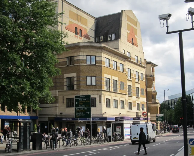 Angel Tube station to be exit-only at weekends from January 2027