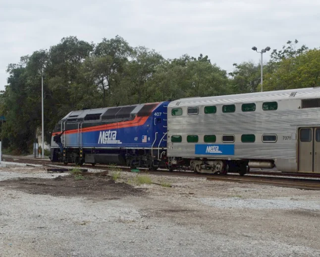 Metra unveils Stadler battery train for Chicago's Rock Island Line